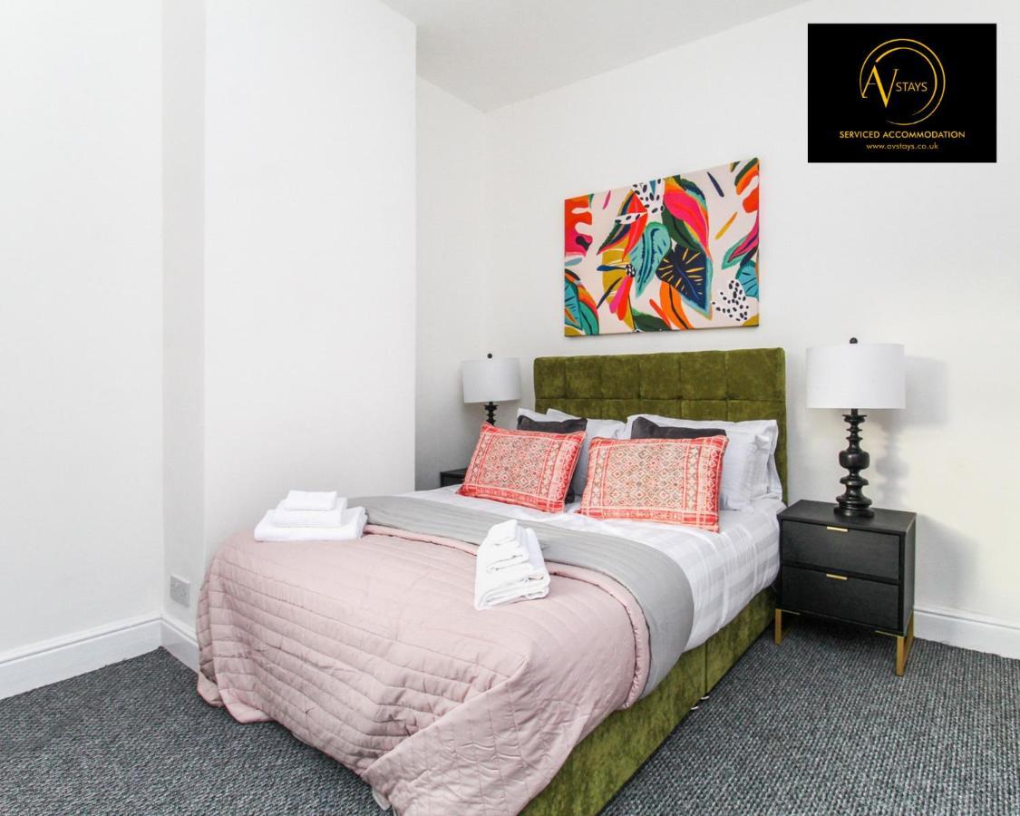 Modern House By Av Stays Short Lets & Serviced Accommodation St Helens St Helens  Bagian luar foto